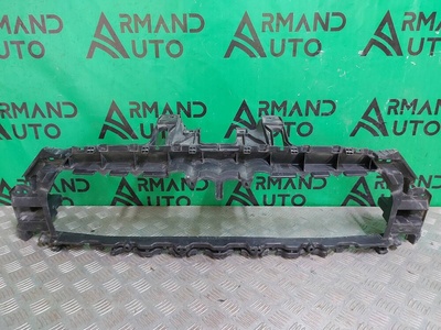 8U0853692C Кронштейн решетки радиатора Audi Q3 1 8U 2014-2018