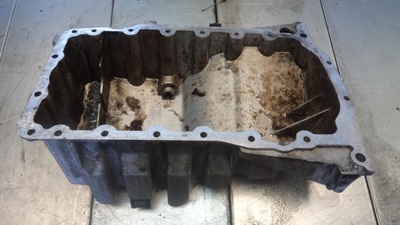 06B103603AH Поддон Audi A4 B6 2004 , ALT