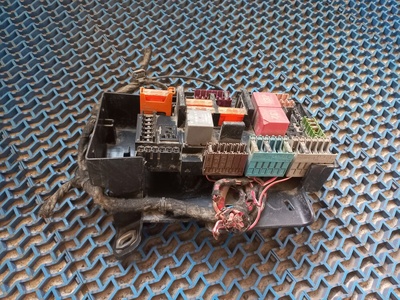A2139066881 Блок реле Mercedes S W222 2018 ,A0009822923,A0009826423,A0035421619,A0025428819,A0009821923