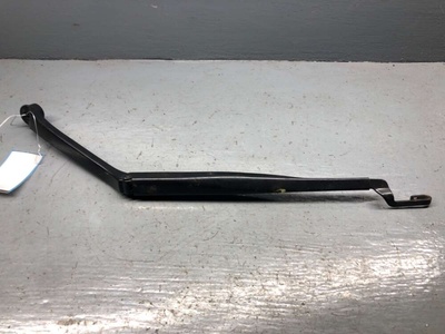 8521133340 Щеткодержатель (поводок стеклоочистителя, дворник) Toyota Camry XV50 2013 85211-33340
