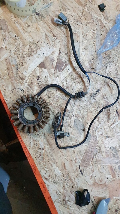 Yamahastoajnxt660 stojan генератор yamaha xt 660 x r с mt03 2004