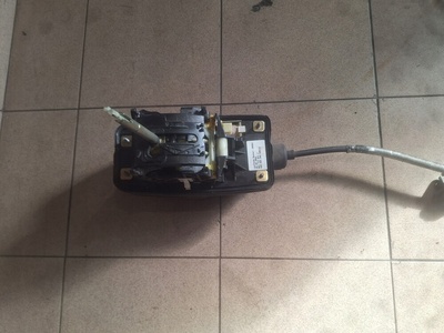 8E1713041J переключатель кпп трос крепление audi a4 b6 автомат multitronic