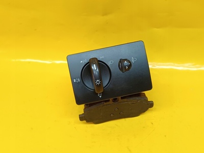 4M5T13A024LA переключатель света focus mk2 04 - 11r