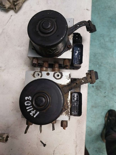p04721427 Блок ABS Chrysler Voyager 3 1999 , ae