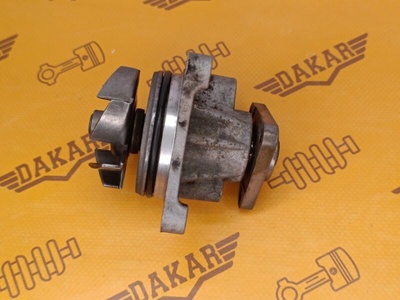 L32715100A помпа Mazda CX-7 ER 2010