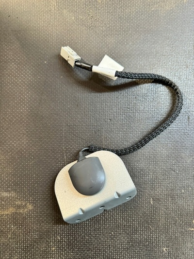 56038799AB джип commander хк антенна gps навигации