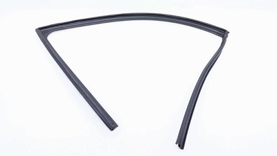 KD5358605L Уплотнитель стекла двери Mazda CX-5 KE 2011