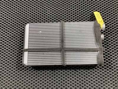 DE646001 Радиатор отопителя (печки) Audi A5 F5 2019 ,4M0898037C