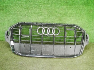 4M0853651AJ Решетка радиатора Audi Q7 2 (2019-н.в.) Audi Параметр: Модель 2019