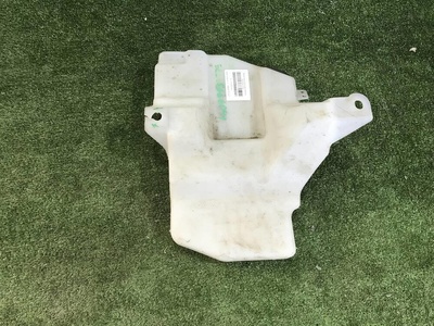 1831668 Бачок омывателя Ford Kuga 2 CBS (2012-2019) Ford Параметр: Модель 2012