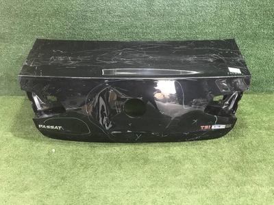 3G5827025A Крышка багажника Vw Passat B8 (2014-2020)