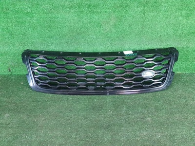 LR092631 Решетка радиатора Land-Rover Range Rover Velar (2017-2023)