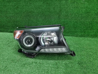 PZ36760509 Фара правая Toyota Land Cruiser 200 Brownstone (2012-2015) ксенон Toyota Параметр: Модель 2012