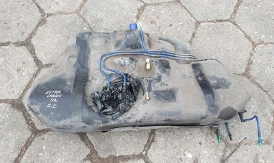 45173A opel astra г ii кабриолет 2.2 16v бензин бачёк топлива бак