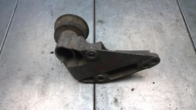 4A0199343D Кронштейн двигателя Audi A6 C4 1995
