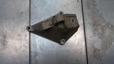 4D0199307E Кронштейн двигателя Audi A8 D2/4D 1996