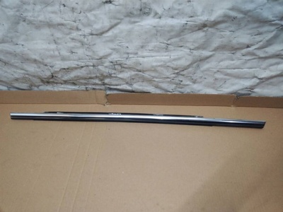 4H0853764B2ZZ Уплотнитель Audi A8 D4/4H 2011