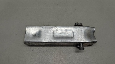 4F0807134 Кронштейн усилителя переднего бампера правый VAG A6 [C6,4F] (2004 - 2011)