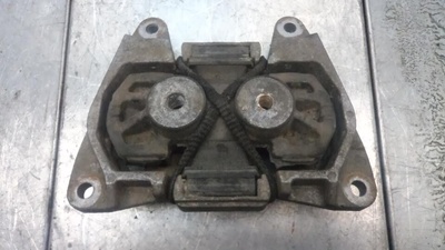 4F0399151 Подушка крепления КПП Audi A6 C6/4F 2008