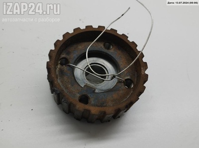 049105263C Шестерня Audi A4 B5 (1994-2001) 1997