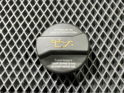 026103485K Пробка маслозаливная Volkswagen Beetle 2 2008