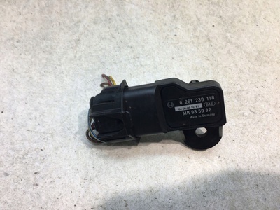 0261230118MR985032 MAP SENSOR COLT VI 1.3 16V 0261230118 MR985032
