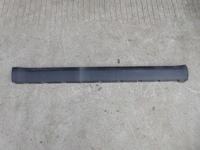 5L0853856A5L LISTWA PROGOWA 5L0853856A SKODA YETI 5L PRAWA