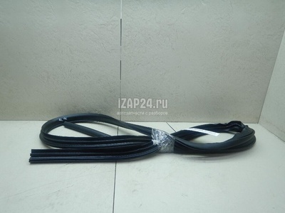 1426714 Уплотнитель двери Ford Fusion (2002 - 2012)