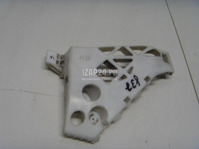 C235500T1D Направляющая переднего бампера правая Mazda Mazda 5 (CR) (2005 - 2010)