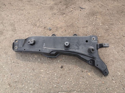 31391777 Кронштейн крепления бампера переднего Volvo XC90 2 2015