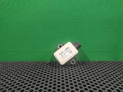8E0907637C Датчик ускорения Audi A4 B7 2005 8E0 907 637 C