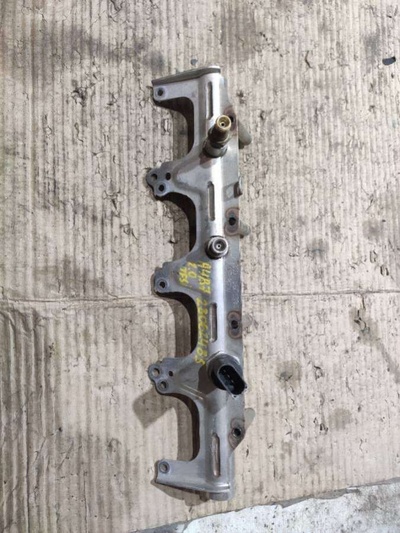 06F133317G Топливная рампа Audi A4 B7 2006 , 06D906051A