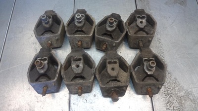 4A0399151D Подушка крепления КПП Audi A6 C4 1994