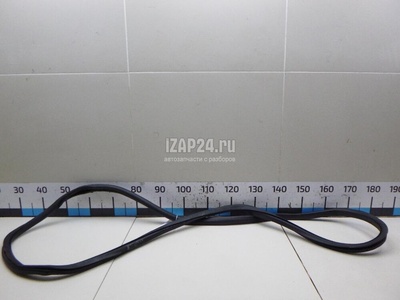 5N0867913A9B9 Уплотнитель двери VAG Tiguan (2007 - 2011)