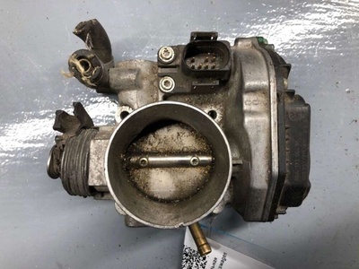06A133064M Заслонка дроссельная Volkswagen Jetta 4 1999