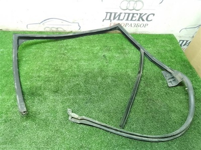 4B9839439AJ уплотнитель стекла двери Audi Allroad quattro 2000-2005 2004