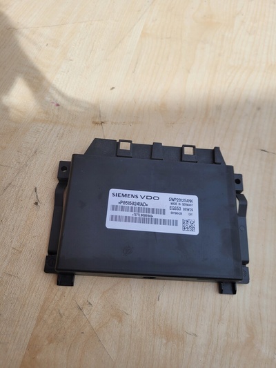 P05150241AD джип cherokee kk 07 - 12 2.8 crd блок управления блок