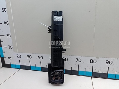17117600536 Кронштейн радиатора BMW 3-serie F30/F31/F80 (2011 - 2020)