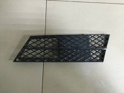 51117178097 Решетка в бампер левая BMW BMW 5-series E60/E61 2003-2009