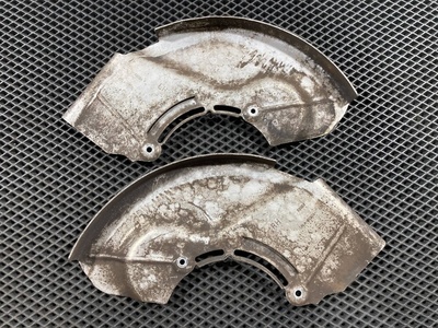 LR082550 Кожух защитный тормозного диска Land Rover Range Rover 4 2016 ,LR033277,LR089140,LR033276,LR082551,LR089139,CPLA2K005AG,CPLA2K004AG