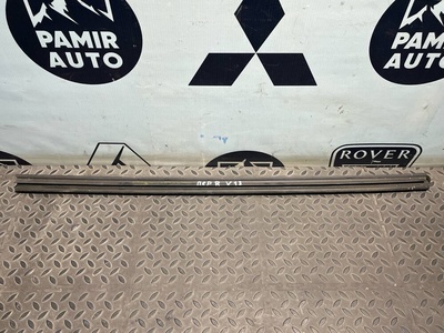 6817105051 Уплотнитель двери передний Toyota Avensis/2 2003-2009 , id74885