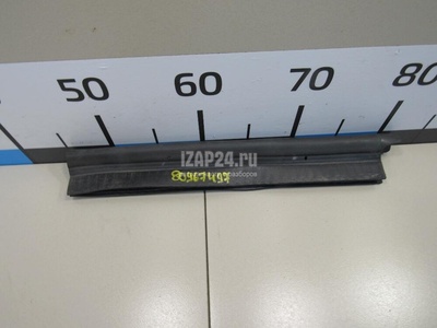 LR034448 Уплотнитель капота Land Rover Range Rover Sport 2013