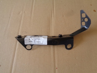 8V0821091C крепление крепление левая крыла audi a3 rs3