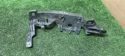 XBU000030 кронштейн фар Land Rover Range Rover III (LM) 2002-2012 2003