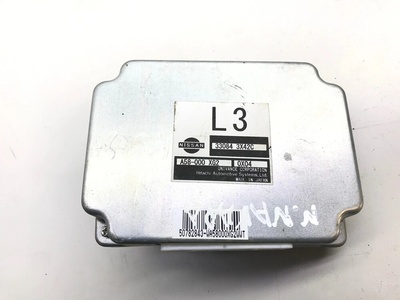 330843X42C nissan navara d40 2005 блок управления раздаткой