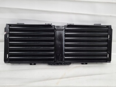 A1675000602 мерседес gle жалюзи руль воздушный