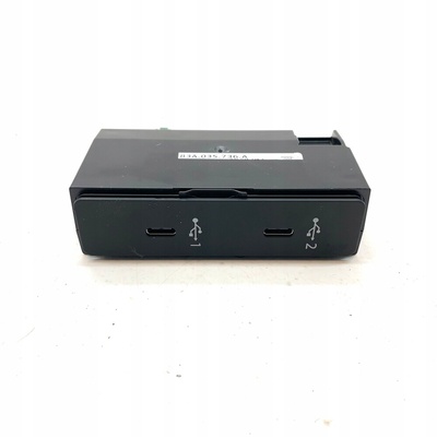 83A035736A AUDI Q3 83A GNIAZDO PORT USB
