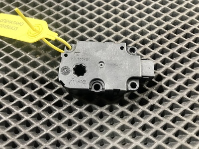 ET416003 Моторчик заслонки печки Audi e-tron 2019 ,ZBAT0084D03