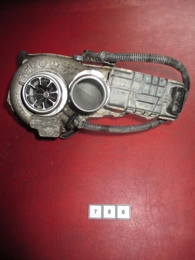 057145873N audi a8 q7 4.2 турбина турбокомпрессор
