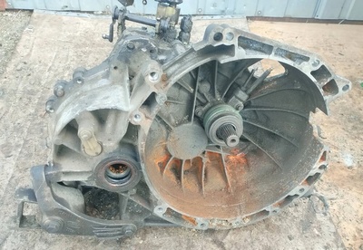 1S7R7F096 кпп механическая форд mondeo mk3 2.0tdci 5biegowa d2m2a